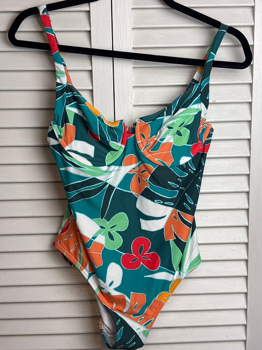 Vince Camuto Bright Floral One Piece Swimsuit Size 10-Preloved Great Condition